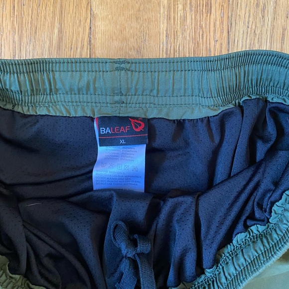 Baleaf Men’s Lightweight Running Short - Picture 6 of 6